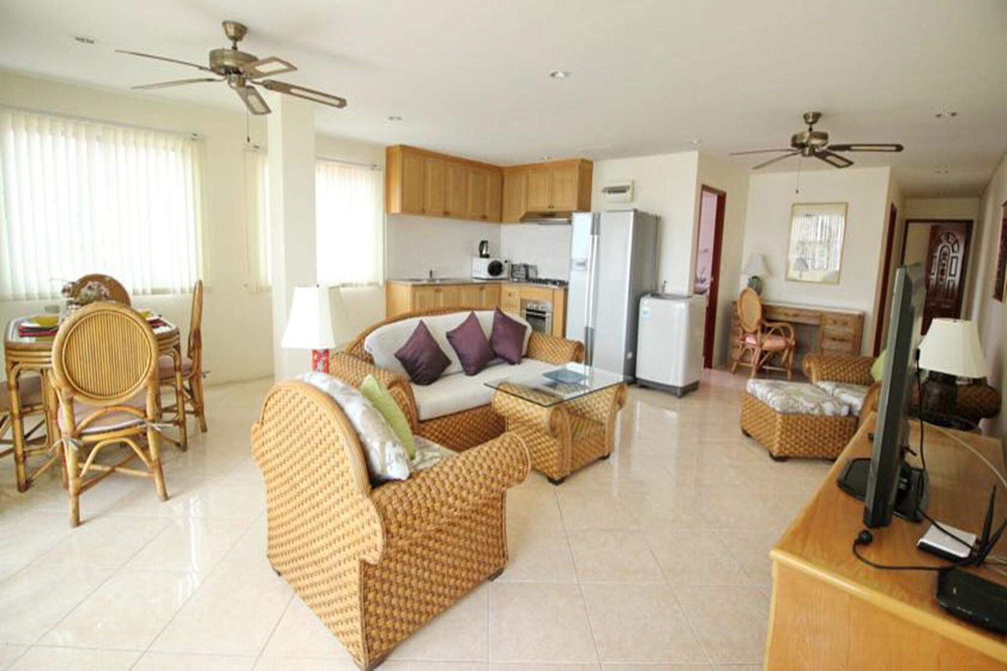Butterfly Garden Boutique Residence By Luxury View Ex Lg Apts And Villas, A Lifestyle Destination 1 To 3 Bedroom Units 110 To 190 Sqmtr, 2 Full Bathrooms, Rain Shower, Complete Kitchen, Free Fast Fiber Wifi, 55" Smart Tvs, 24-7 Staff, Spa Bath, Free Паттайя Экстерьер фото