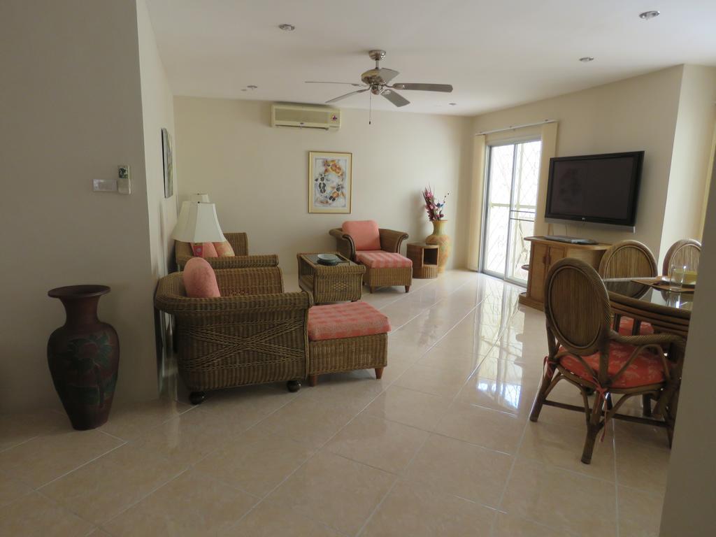 Butterfly Garden Boutique Residence By Luxury View Ex Lg Apts And Villas, A Lifestyle Destination 1 To 3 Bedroom Units 110 To 190 Sqmtr, 2 Full Bathrooms, Rain Shower, Complete Kitchen, Free Fast Fiber Wifi, 55" Smart Tvs, 24-7 Staff, Spa Bath, Free Паттайя Номер фото