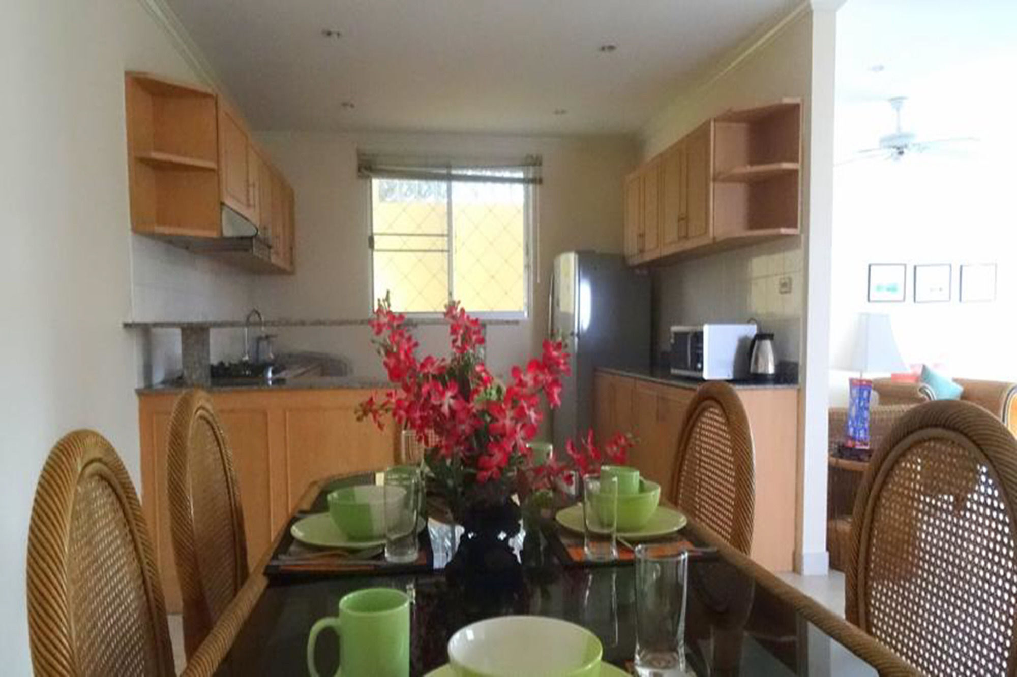 Butterfly Garden Boutique Residence By Luxury View Ex Lg Apts And Villas, A Lifestyle Destination 1 To 3 Bedroom Units 110 To 190 Sqmtr, 2 Full Bathrooms, Rain Shower, Complete Kitchen, Free Fast Fiber Wifi, 55" Smart Tvs, 24-7 Staff, Spa Bath, Free Паттайя Экстерьер фото