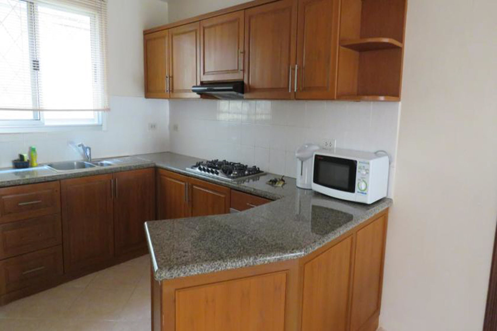 Butterfly Garden Boutique Residence By Luxury View Ex Lg Apts And Villas, A Lifestyle Destination 1 To 3 Bedroom Units 110 To 190 Sqmtr, 2 Full Bathrooms, Rain Shower, Complete Kitchen, Free Fast Fiber Wifi, 55" Smart Tvs, 24-7 Staff, Spa Bath, Free Паттайя Экстерьер фото