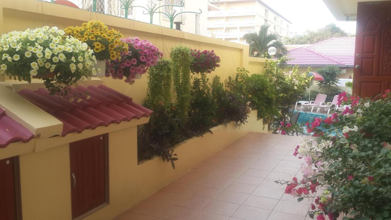 Butterfly Garden Boutique Residence By Luxury View Ex Lg Apts And Villas, A Lifestyle Destination 1 To 3 Bedroom Units 110 To 190 Sqmtr, 2 Full Bathrooms, Rain Shower, Complete Kitchen, Free Fast Fiber Wifi, 55" Smart Tvs, 24-7 Staff, Spa Bath, Free Паттайя Экстерьер фото