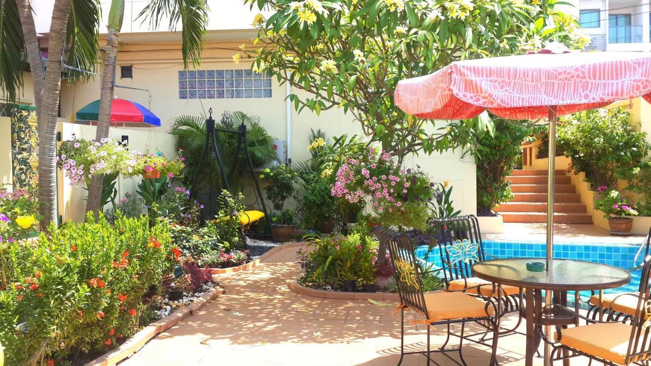 Butterfly Garden Boutique Residence By Luxury View Ex Lg Apts And Villas, A Lifestyle Destination 1 To 3 Bedroom Units 110 To 190 Sqmtr, 2 Full Bathrooms, Rain Shower, Complete Kitchen, Free Fast Fiber Wifi, 55" Smart Tvs, 24-7 Staff, Spa Bath, Free Паттайя Экстерьер фото